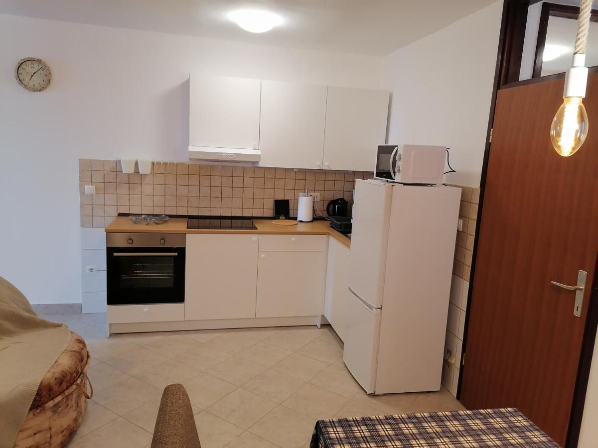 Kika Apartamento Dramalj Exterior foto